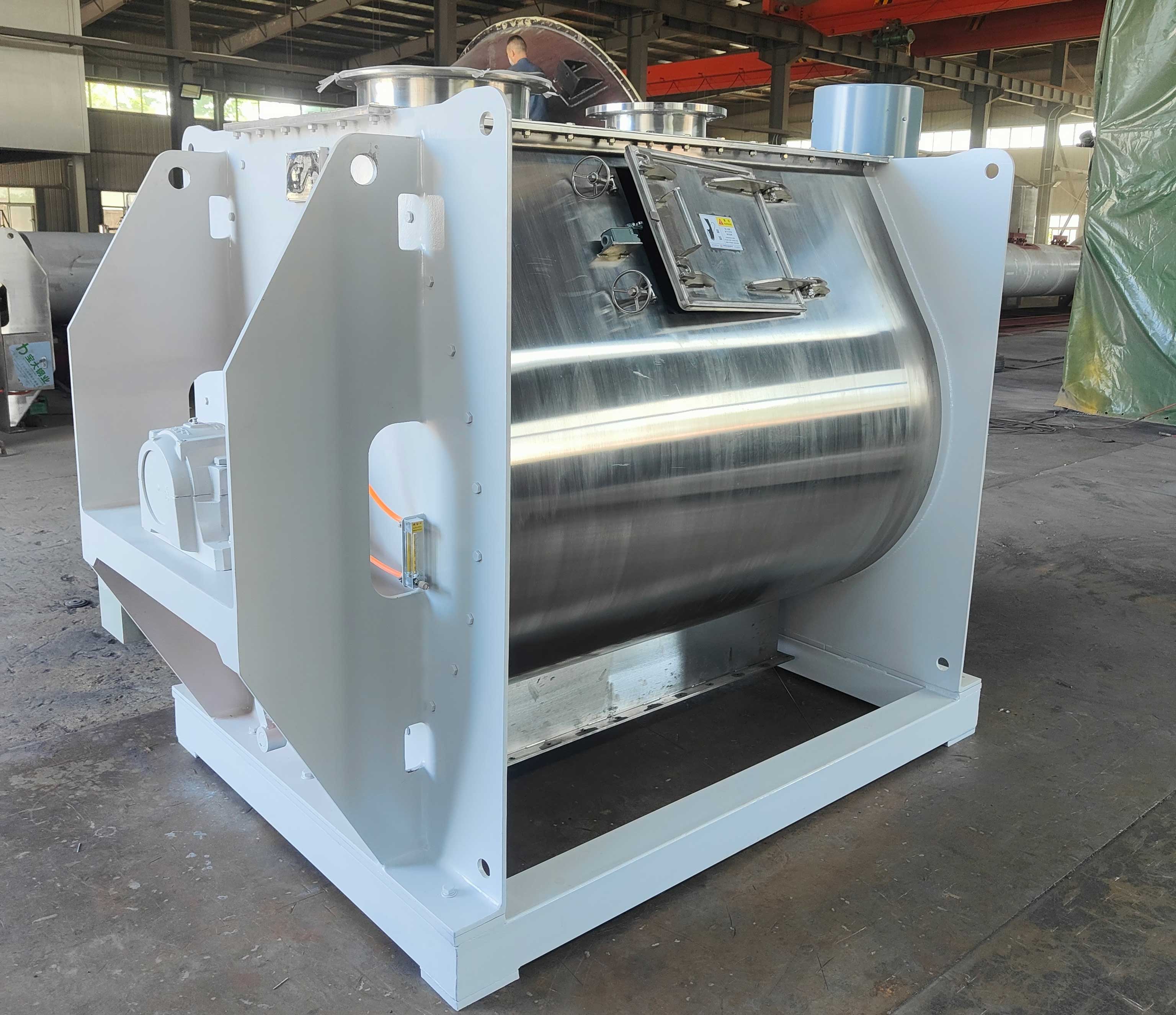 臥式螺帶混合機(jī) 臥式螺帶混合機(jī)