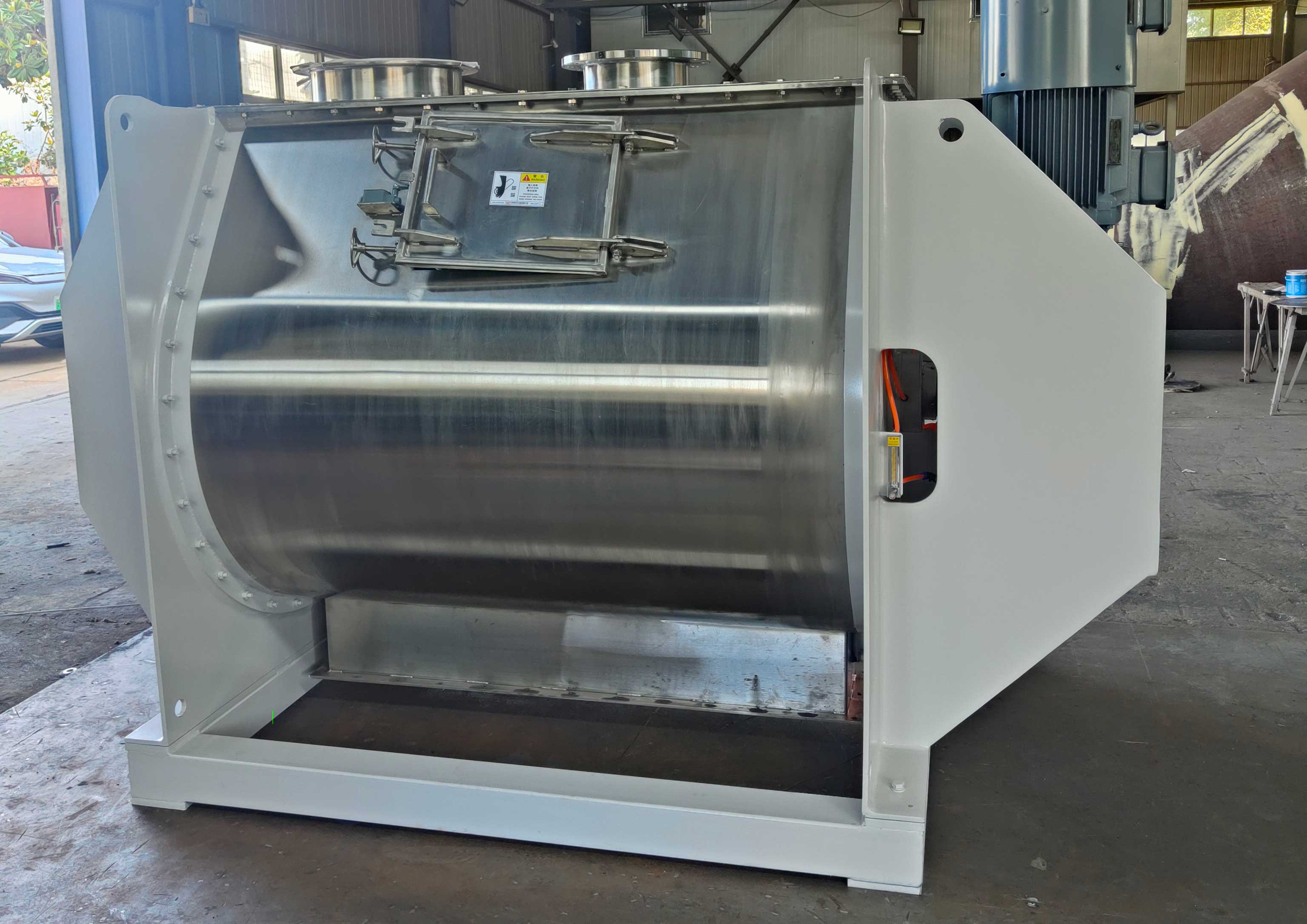 臥式螺帶混合機(jī) 臥式螺帶混合機(jī)