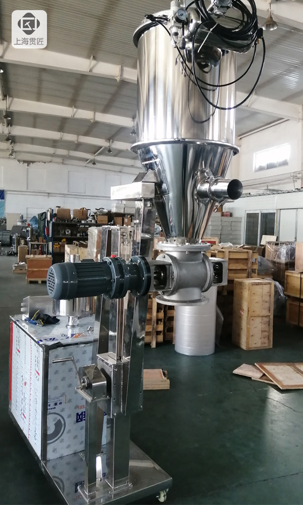 移動式真空上料機 移動式真空上料機